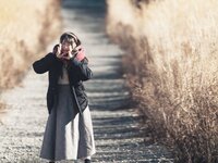 [Photobook] 芽衣 写真集 芽ばえちゃう (Wunder Publishing House)