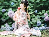 [Cosplay] Hana 花柒 - Hydrangea Kimono 绣球花和服