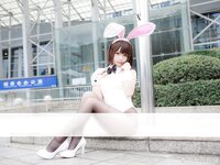 [Cosplay] Zhenzhu 十万珍吱伏特 - Megumi Kato Bunny Girl Photoshoot 2 加藤惠 兔女郎场照2