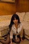 LEEYUIN - Girl Next Door