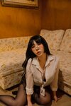 LEEYUIN - Girl Next Door