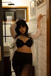 LEEYUIN - Girl Next Door