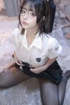 [Cosplay] yuuhui玉汇 – 电梯间-尾行 [154P1V-975MB]