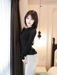 [Cosplay] 汁汁 - 牛仔裤下的虾线黑丝