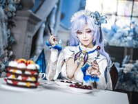 [Cosplay] 蜜汁猫裘 - 鸣潮 坎特蕾拉