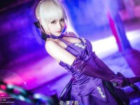 [Cosplay] Lin Zi Lin 凛子酱 - Saber saber