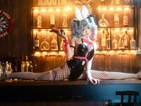 [Cosplay] 幼水铃衣 - VOCALOID 初音未来 兔子洞