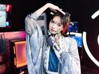 [Cosplay] Rabbit Zzz 兔子Zzz不吃胡萝卜 - Future Princess Device 未来姬器