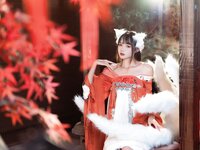 [Cosplay] Rabbit Zzz 兔子Zzz不吃胡萝卜 - Nine-tailed Fox 九尾狐