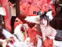 [Cosplay] Rabbit Zzz 兔子Zzz不吃胡萝卜 - Nine-tailed Fox 九尾狐