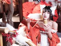 [Cosplay] Rabbit Zzz 兔子Zzz不吃胡萝卜 - Nine-tailed Fox 九尾狐