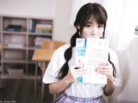 [Cosplay] Ashley - 学生服