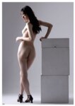 [Photobook] 宫下玲奈《Nude Pose Book》