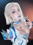 [Cosplay] Umeko J - Emma Frost