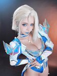[Cosplay] Umeko J - Emma Frost