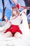 [Cosplay] 屿鱼 - 兼职巫女