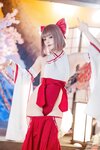 [Cosplay] 屿鱼 - 兼职巫女