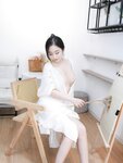 [XR Uncensored] 楠芝 - R18 秀人网模特 身着白色长裙的美女画家