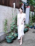 [XR Uncensored] 楠芝 - R18 秀人网模特 身着白色长裙的美女画家