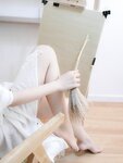[XR Uncensored] 楠芝 - R18 秀人网模特 身着白色长裙的美女画家