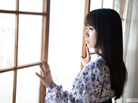 [Graphis] Gals No.421 Rin Hatsumi 初美りん Look at me!