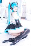 [Cosplay] Shimo 霜月 - Hatsune Miku