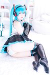 [Cosplay] Shimo 霜月 - Hatsune Miku