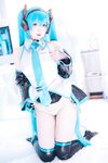 [Cosplay] Shimo 霜月 - Hatsune Miku