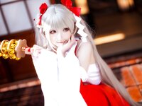 [Cosplay] 是三不是世w - 碧蓝航线 可畏 巫女