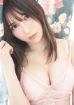 [Photobook] 2024.09.05【デジタル限定 YJ PHOTO BOOK】雪平莉左写真集「さわがしくても、きっと振り返る」