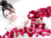 [Photobook] 2025.02.14 中田花奈 もっとずっと、かなりん ヤンマガデジタル写真集