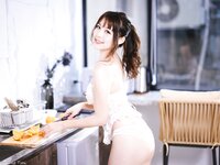 [Cosplay] Ashley - 粉红蕾丝