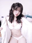 [Cosplay] Natsuko夏夏子 - 玉桂狗内衣[32P-327MB]