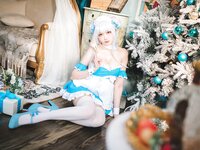 [Cosplay] Gua Xi Jiang 瓜希酱 - Little Swan Maid 小天鹅 女仆