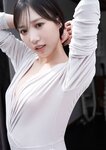 BUBKAデジタル写真集 2025.08.16 横野すみれ「そのカーブ、反則級！」