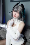 [Cosplay] Reina Yamazaki 山崎レイナ – Hoolheyak (Vertical Sweater ver.) ホルハイヤ (縦セーター ver.)