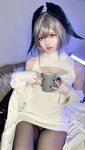 [Cosplay] Reina Yamazaki 山崎レイナ – Hoolheyak (Vertical Sweater ver.) ホルハイヤ (縦セーター ver.)