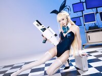 [Cosplay] 艾西Aiwest - 飞鸟马时兔女郎