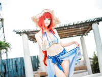 [Cosplay] Mizhi Mao Qiu 蜜汁猫裘 - Nilou Swimsuit