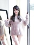 [Cosplay] 白露lulu - 灰色毛衣