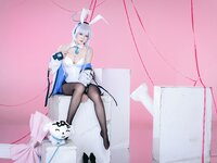 [Cosplay] 是一只熊仔 潮乃亚 蔚蓝档案