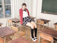 [Lovepop] Yui Iruma 入間ゆい - Photosets 016 Schoolgirl Uniform (Tracksuit)