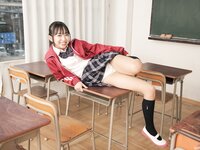 [Lovepop] Yui Iruma 入間ゆい - Photosets 016 Schoolgirl Uniform (Tracksuit)