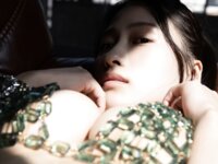 [Photobook] 2025.01.12 澄田綾乃「絶対的な関係」DOLCEデジタル写真集