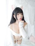 [Cosplay] Niyeye 白烨烨 - Little Kitten 小奶猫