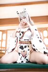[Cosplay] Niyeye 白烨烨 - Sexy Cow 色牛牛
