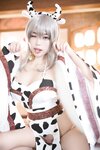 [Cosplay] Niyeye 白烨烨 - Sexy Cow 色牛牛