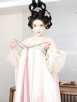 [XR Uncensored] 梨霜儿 - R18 秀人网模特 梦回大唐