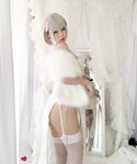 [Cosplay] Niyeye 白烨烨 - White Qipao 白旗袍