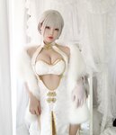 [Cosplay] Niyeye 白烨烨 - White Qipao 白旗袍